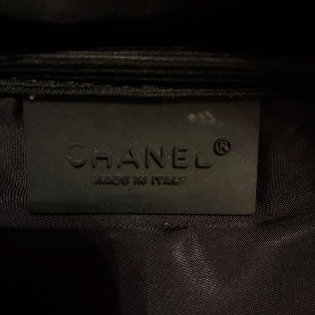 CHANEL ボディバッグ ホワイト