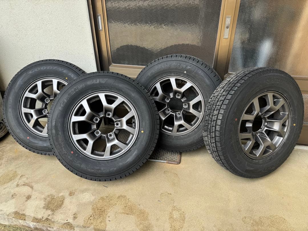 ジムニーシエラ JB74 15インチ スタッドレスタイヤ ホイールセット 4本