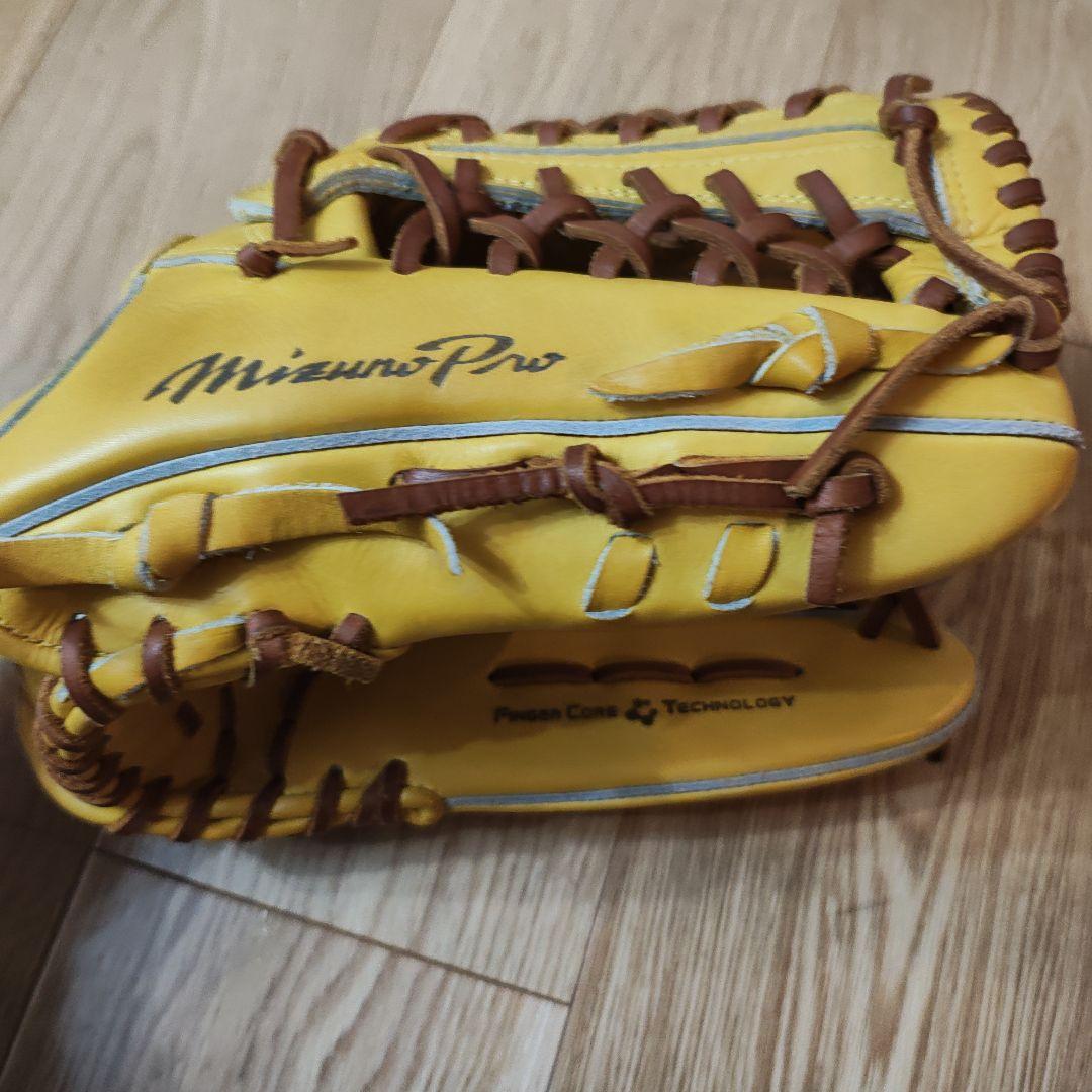 ミズノプロ　軟式用　外野手用　フィンガーコアテクノロジー イエロー 右投げ