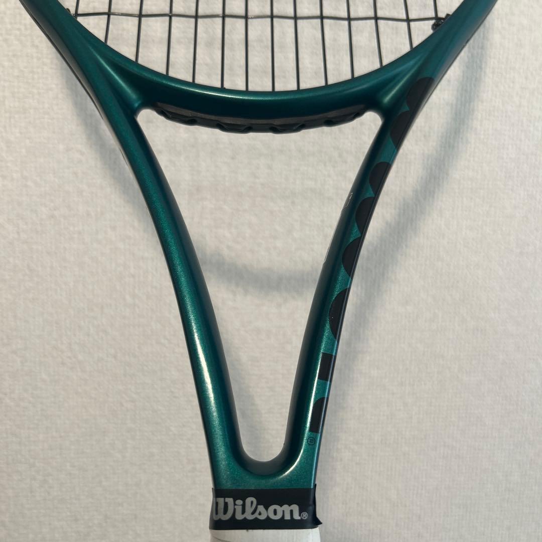 美品 Wilson Blade v9 100L グリップ2