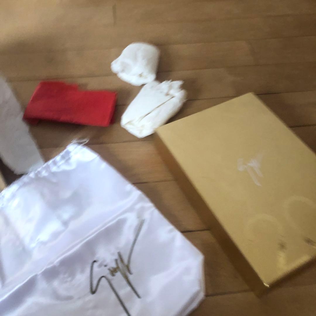 Giuseppe Zanotti ゴールドサンダル36定価205000