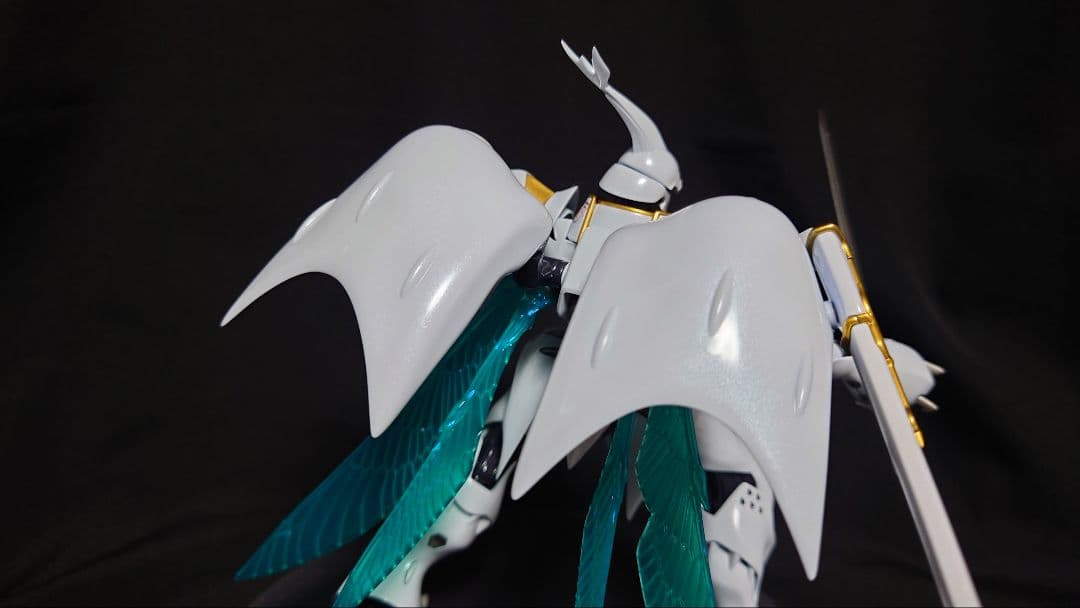 バンダイ　HGサーバイン　塗装済完成品