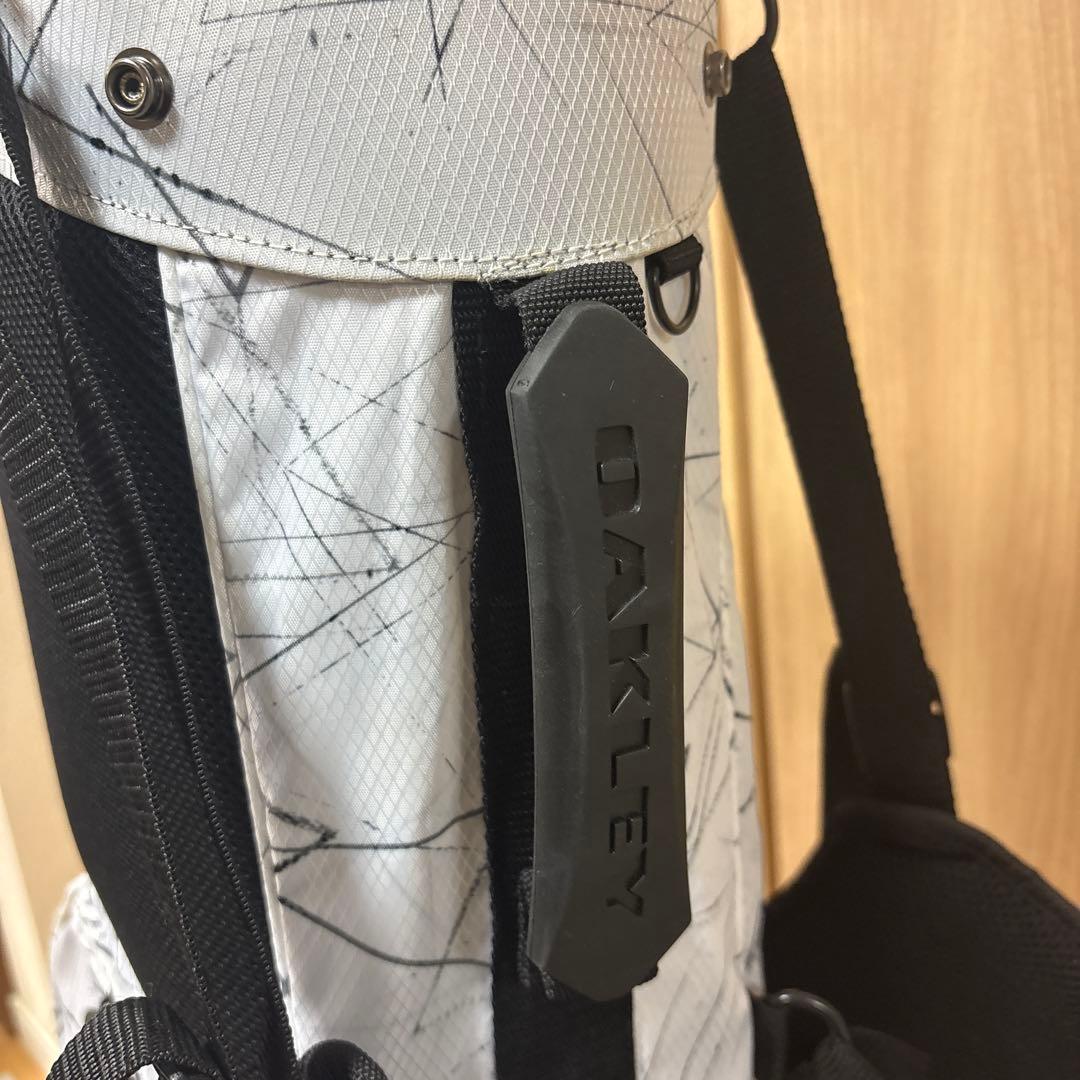 オークリー　ゴルフバッグ　スタンドバッグ