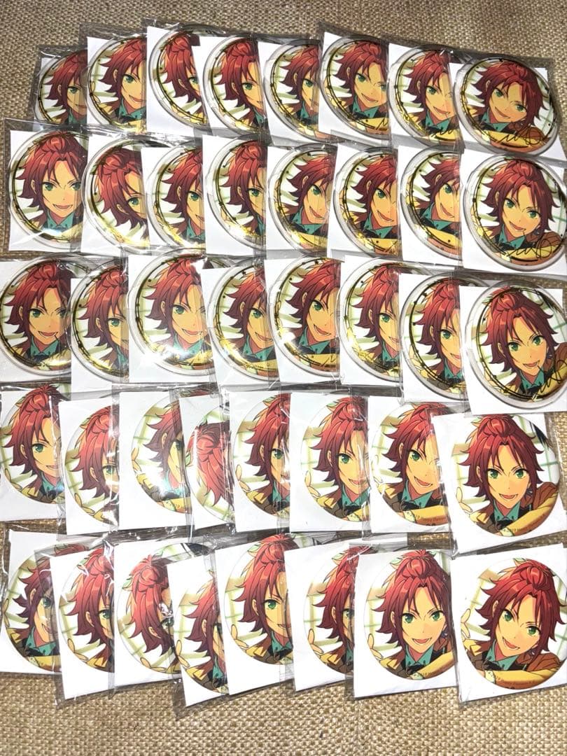 あんスタ　衣更真緒　5周年缶バッジ　40個セット