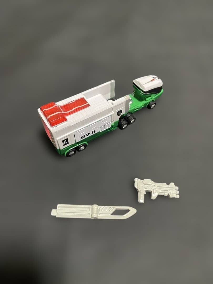 DX特捜合体デカレンジャーロボ　特捜戦隊デカレンジャー