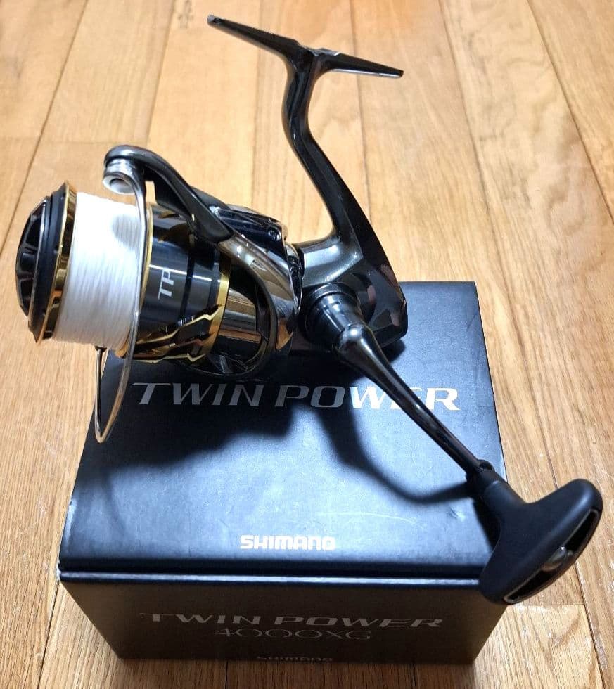 SHIMANO シマノ 20TWINPOWER ツインパワー 4000XG