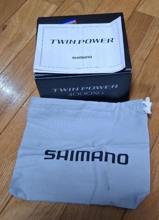 SHIMANO シマノ 20TWINPOWER ツインパワー 4000XG