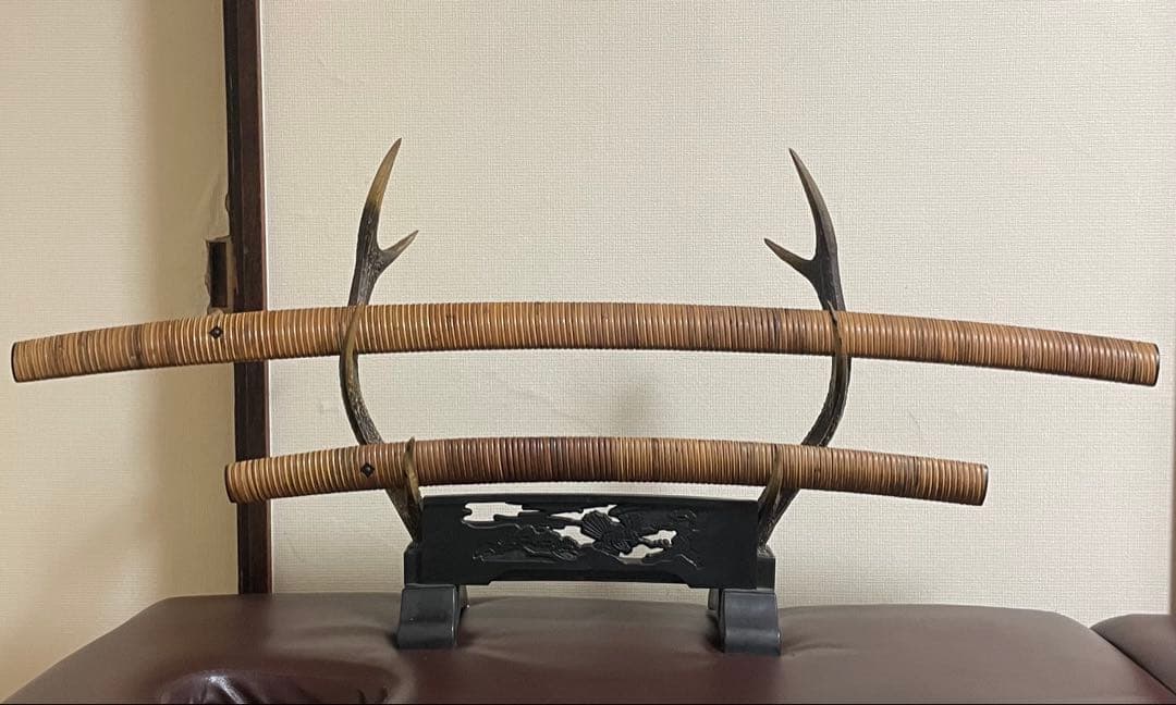 模造刀　居合刀　刀台　武具　t684