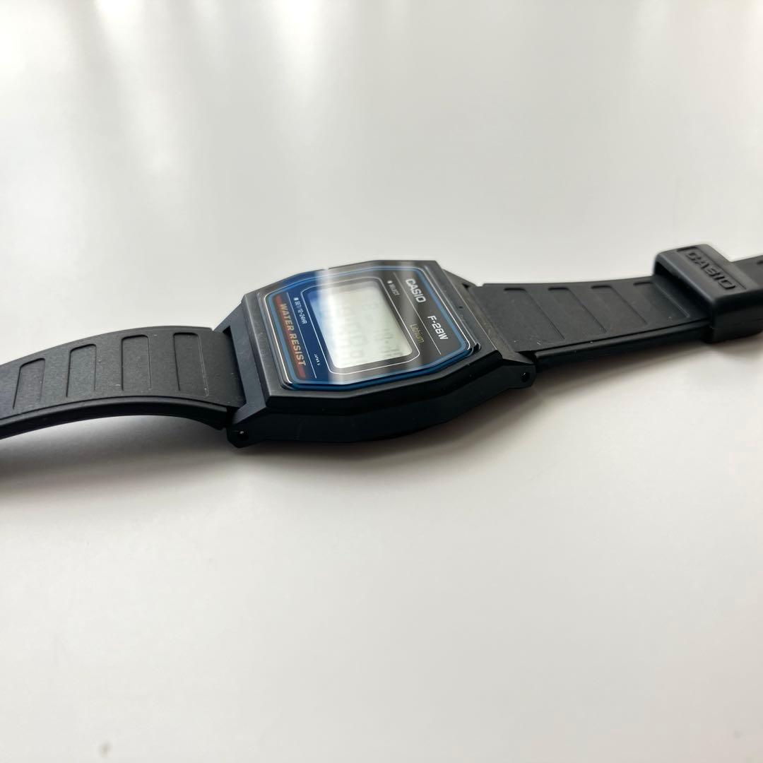 CASIO F-28W“Vintage Cheap”チープカシオ