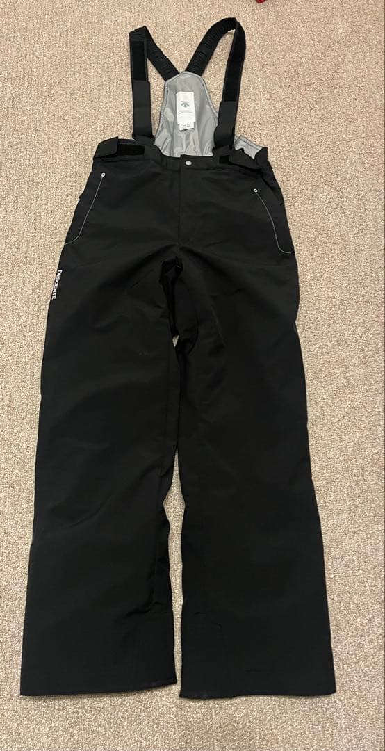 美品　DESCENTE デサント スキーウェア スノーボードウェア160
