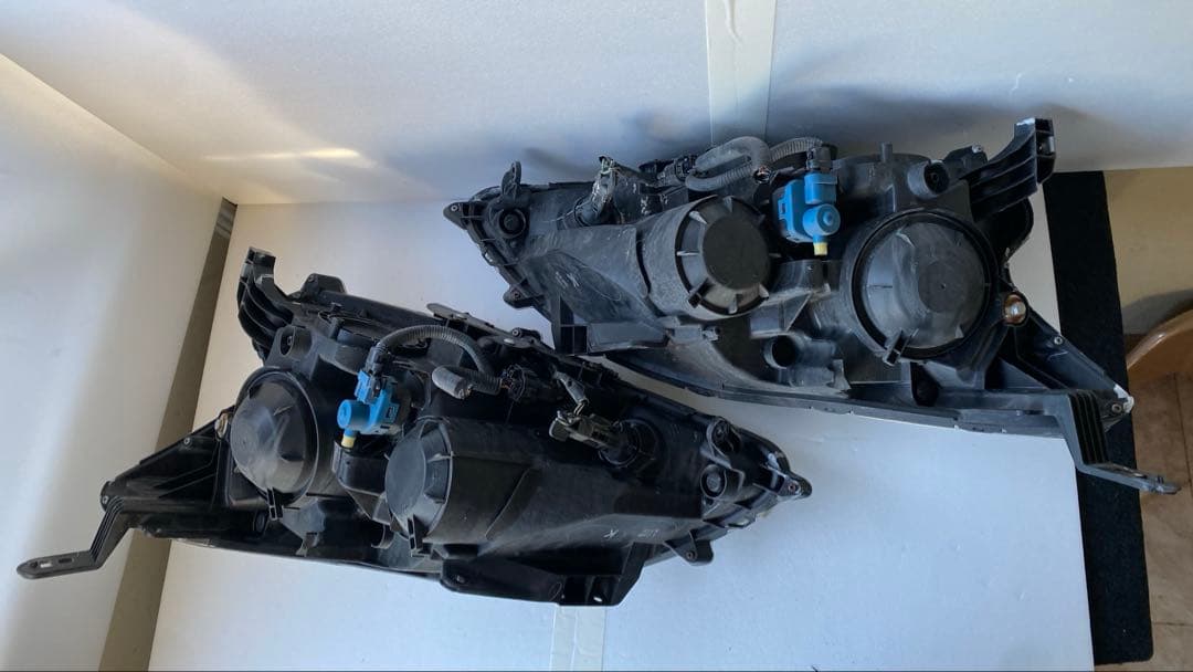 日産 シルフィ B17 前期 純正ヘッドライト 左右セット