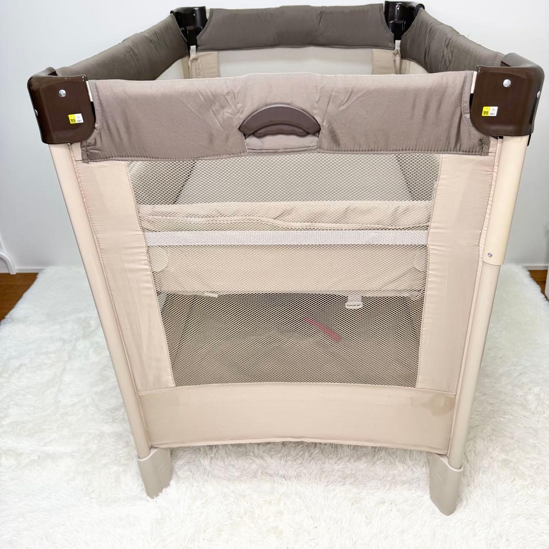 送料無料 Aprica ココネルエアー 折り畳み ベビーベッド ココアブラウン