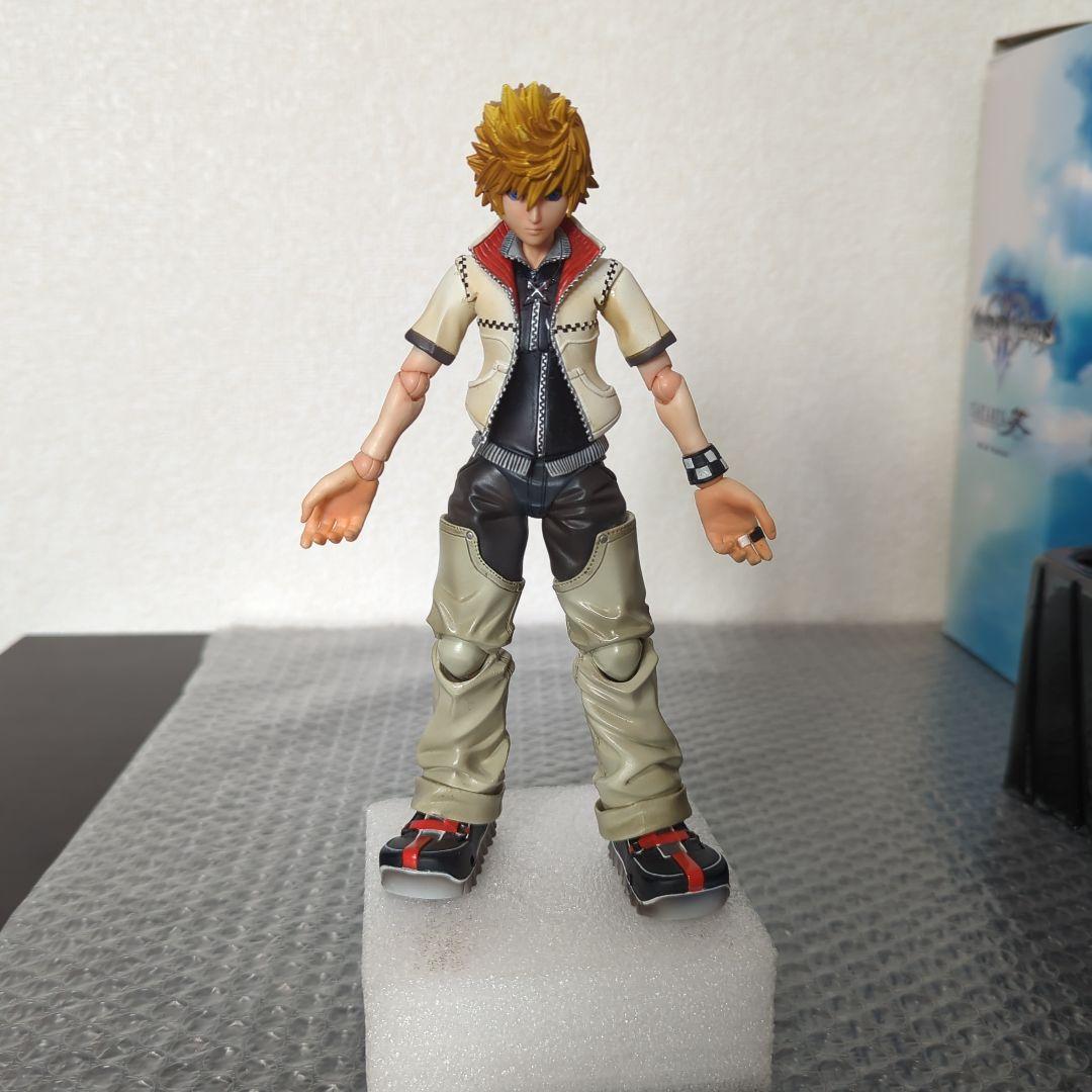 【希少】プレイアーツ改　ロクサス　キングダムハーツ　アクションフィギュア