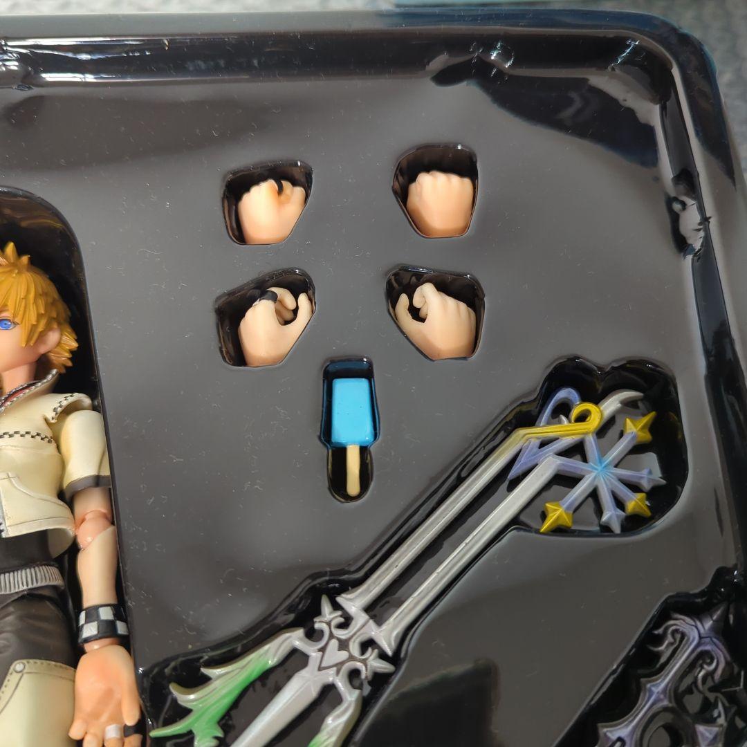 【希少】プレイアーツ改　ロクサス　キングダムハーツ　アクションフィギュア