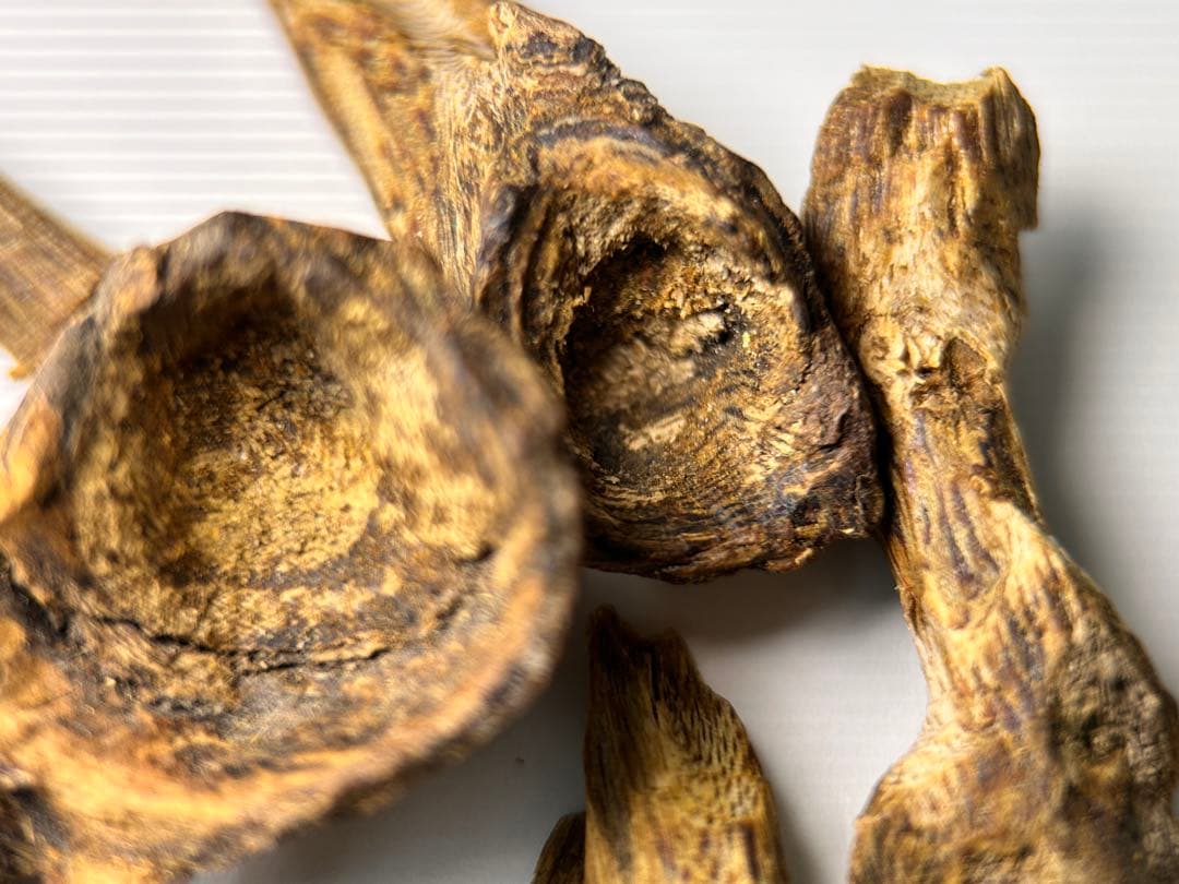 お香 天然沈香 六国五味聞香用 伽羅 香木 2-S-10.155