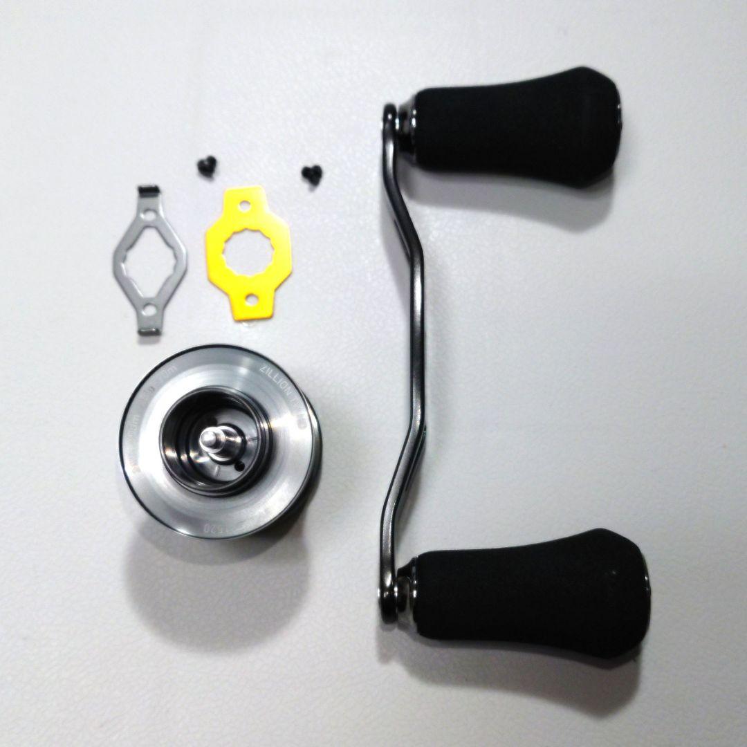 【美品】ダイワ 18ジリオンTW HD 純正 ハンドル、ノブ、スプール セット