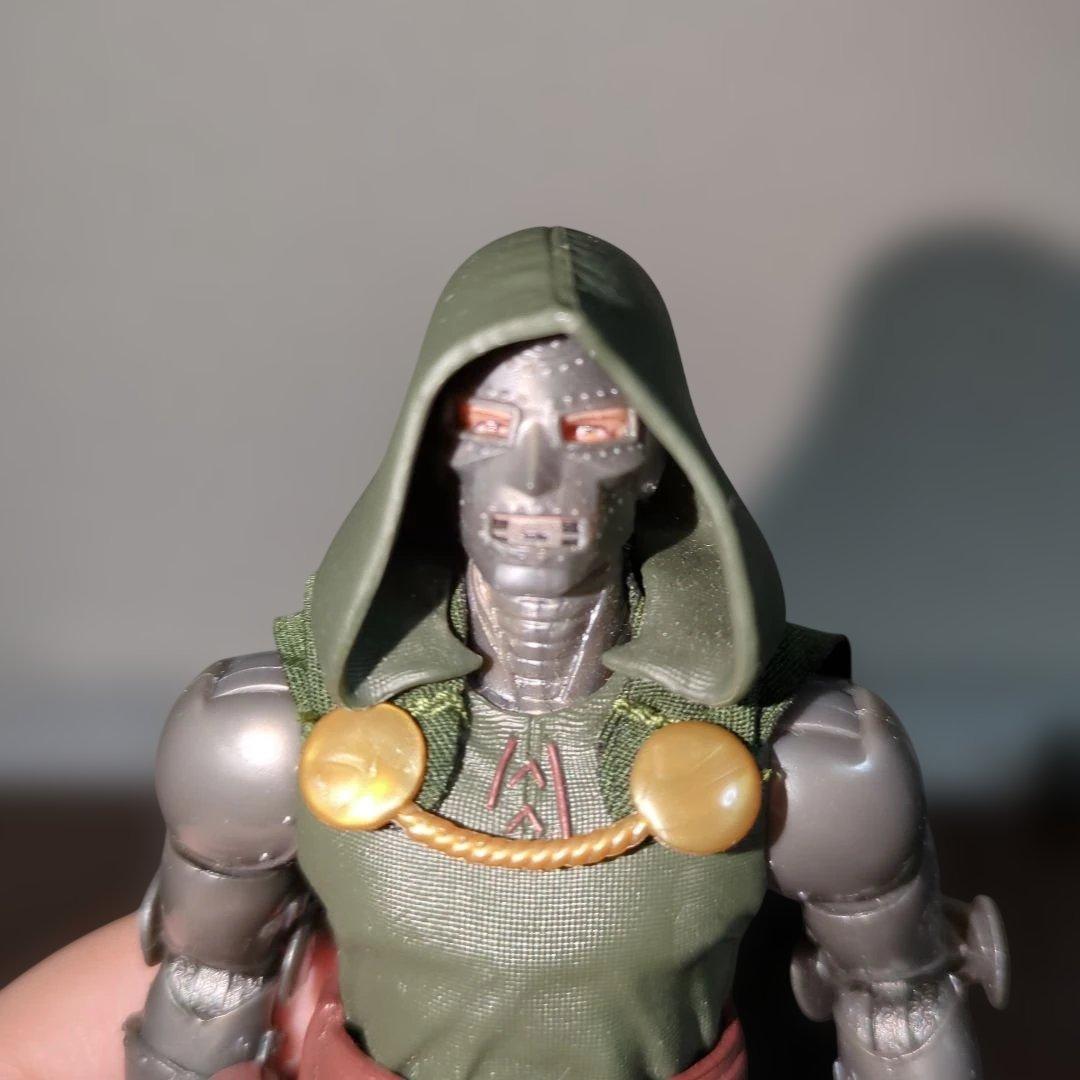 マーベルレジェンドドクター・ドゥーム値下げ交渉あり