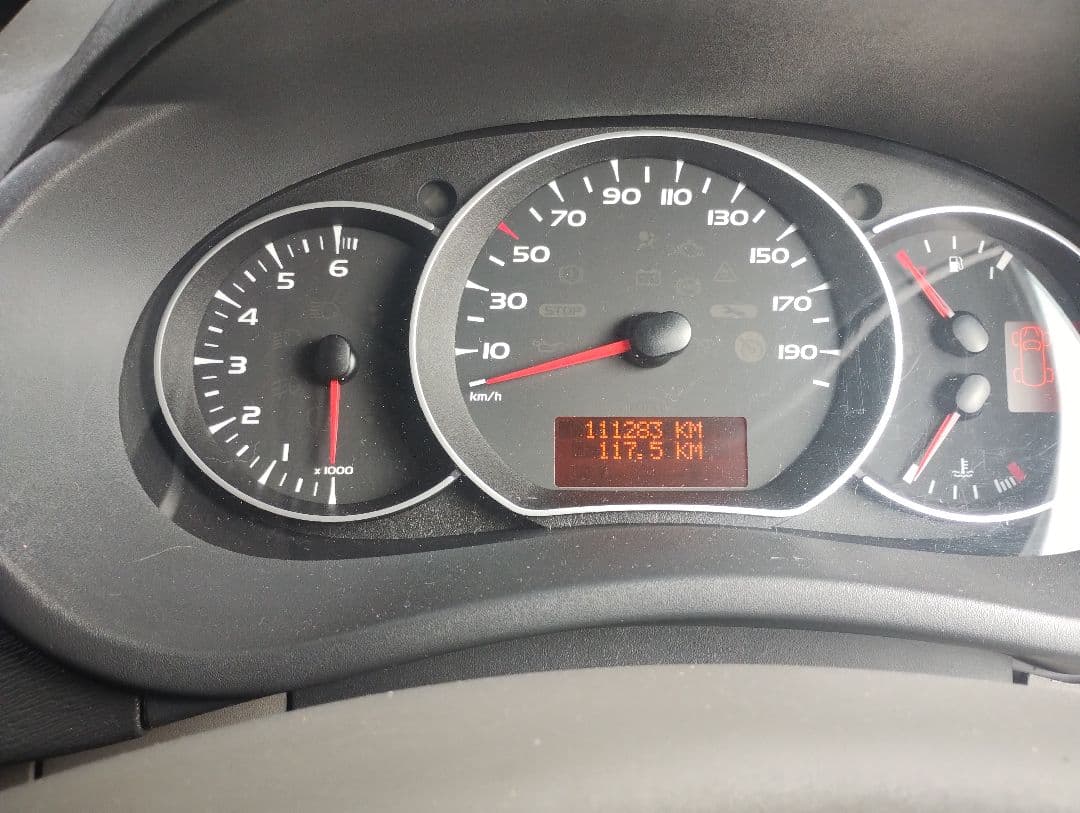 値下げ　Kangoo　ルノーカングー　kwk4m　アウトドア　釣り　ポーター等