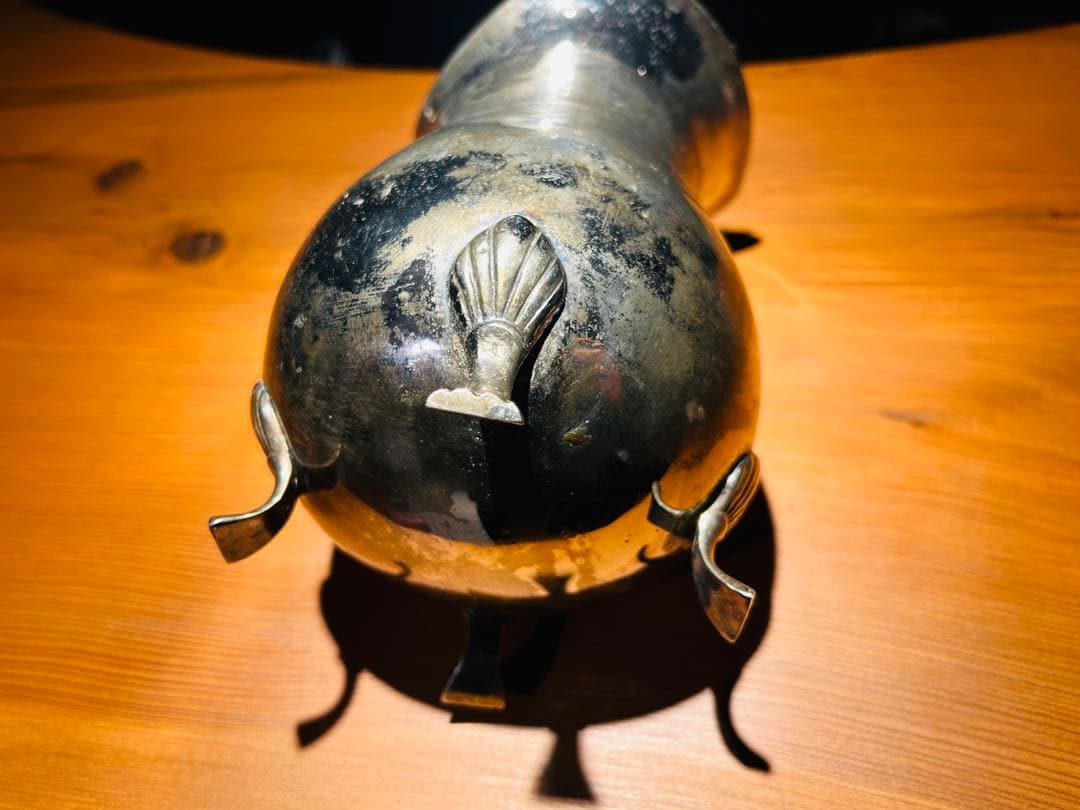 USAアンティーク】 猫脚　金属製ポット　シルバー色