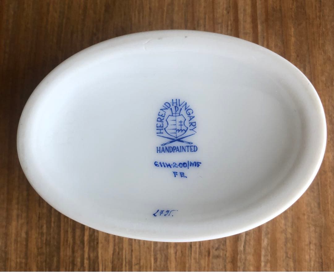 パーシー　ヘレンド　ボンボニエール　ミルフルールオーバルボックス（ゾウ）