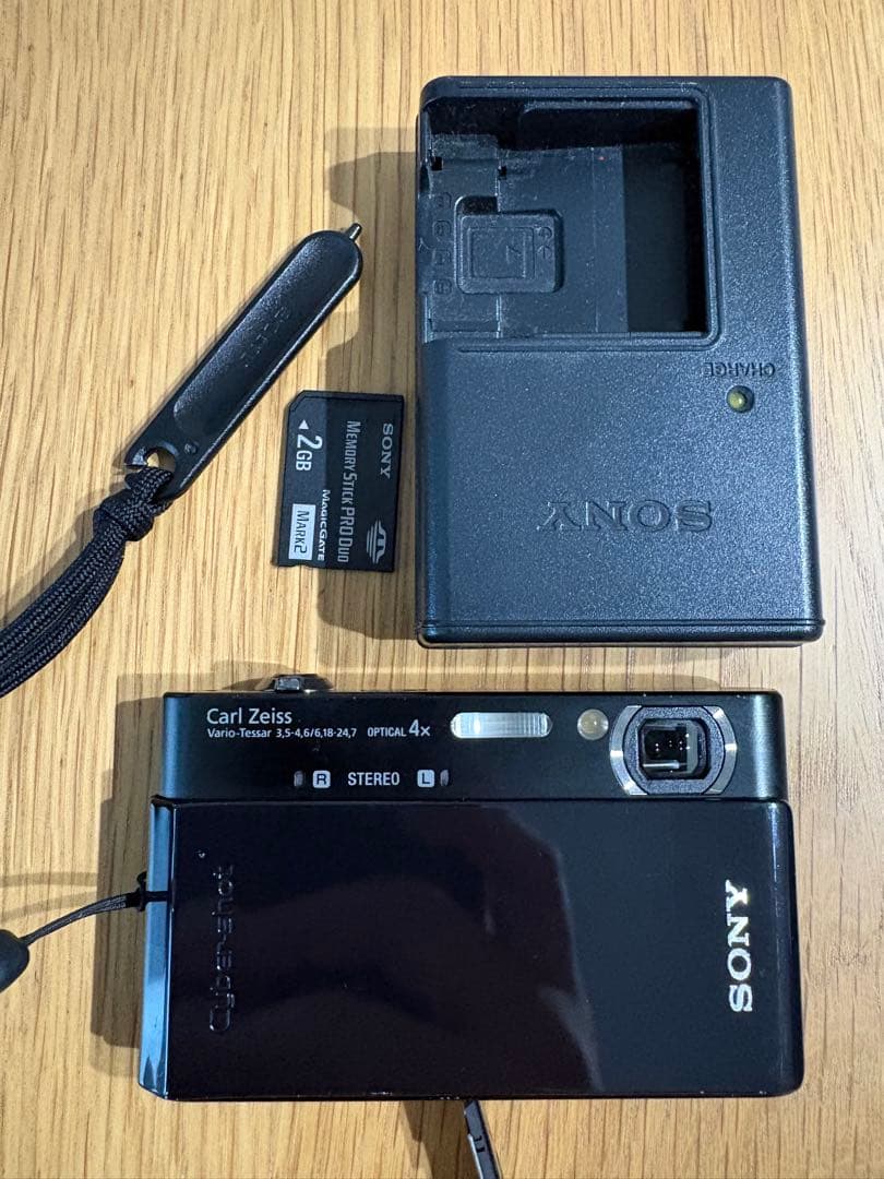 デジタルカメラ SONY DSC-T900