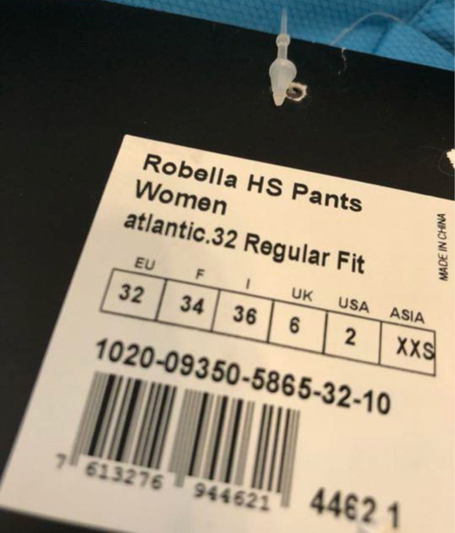 半額以下　☆新品タグ付☆ マムート　MAMMUT ロベラ　スノーパンツ　XXS