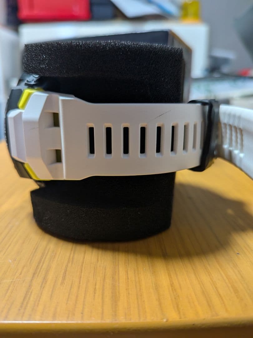 【美品】 G-SHOCK GBD-H1000 WHITE 　1A7JR