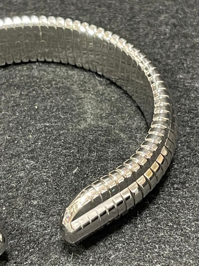 美品 オルゴンリング バングル ブレスレット シルバー系 施術用