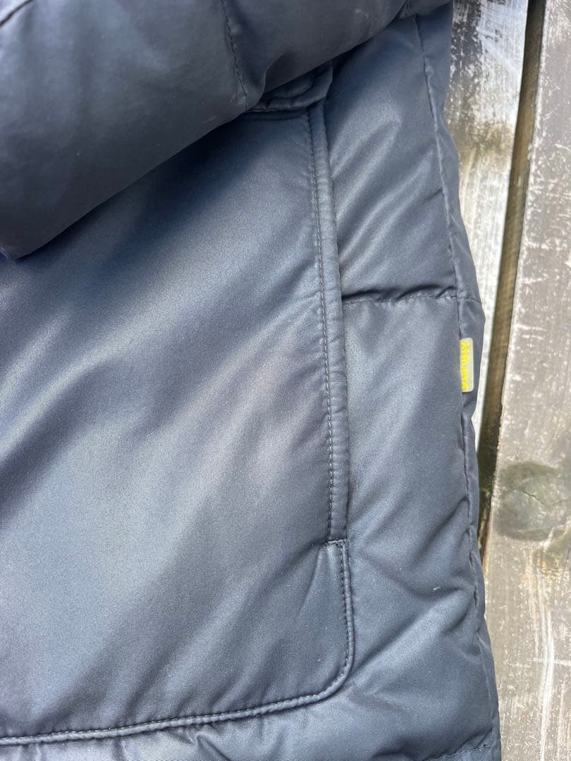 ATHLETA ベンチコート ブラック　Lサイズ