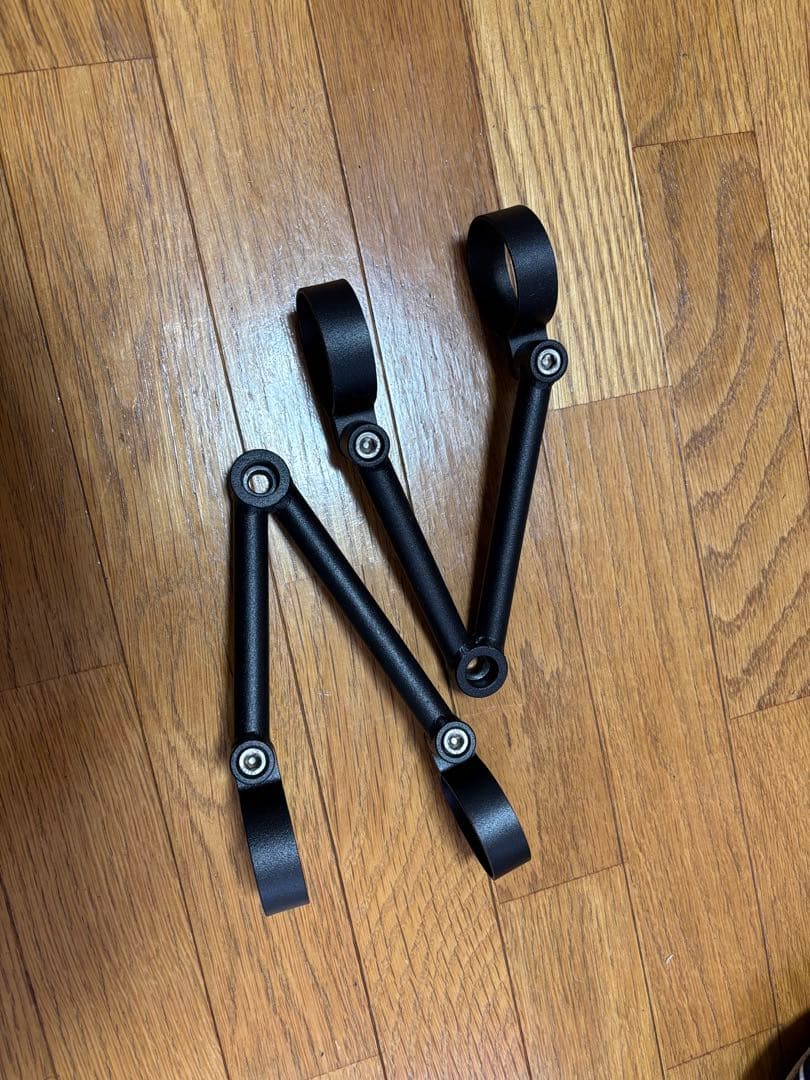 モトトリオ　ヘッドライトステー　ボンネビルt120