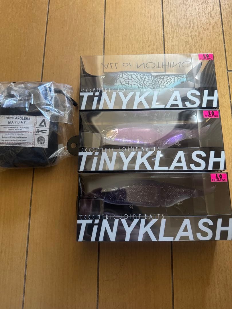 TiNY KLASH Low #Red-Light フローティング