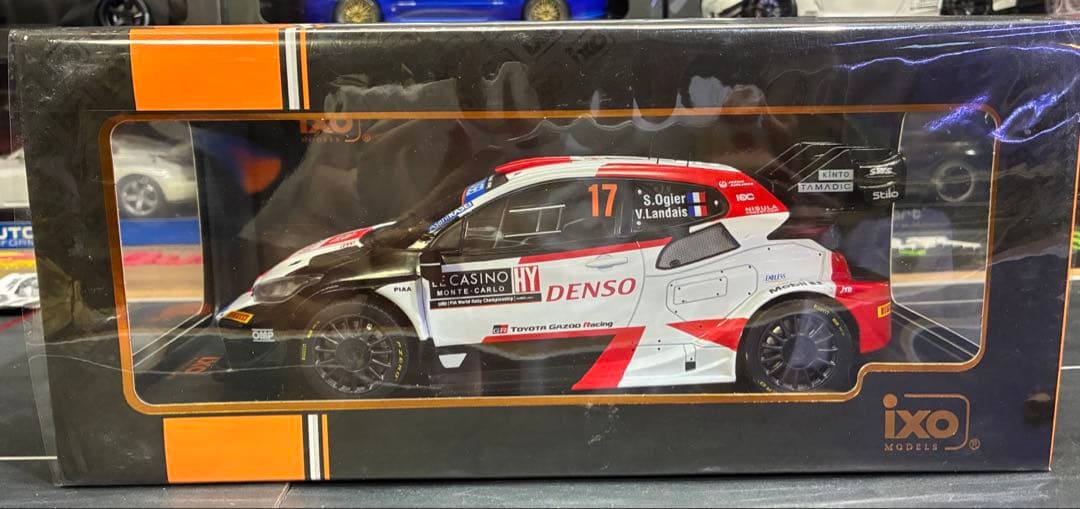 1/18 イクソ　トヨタGRヤリス 2023