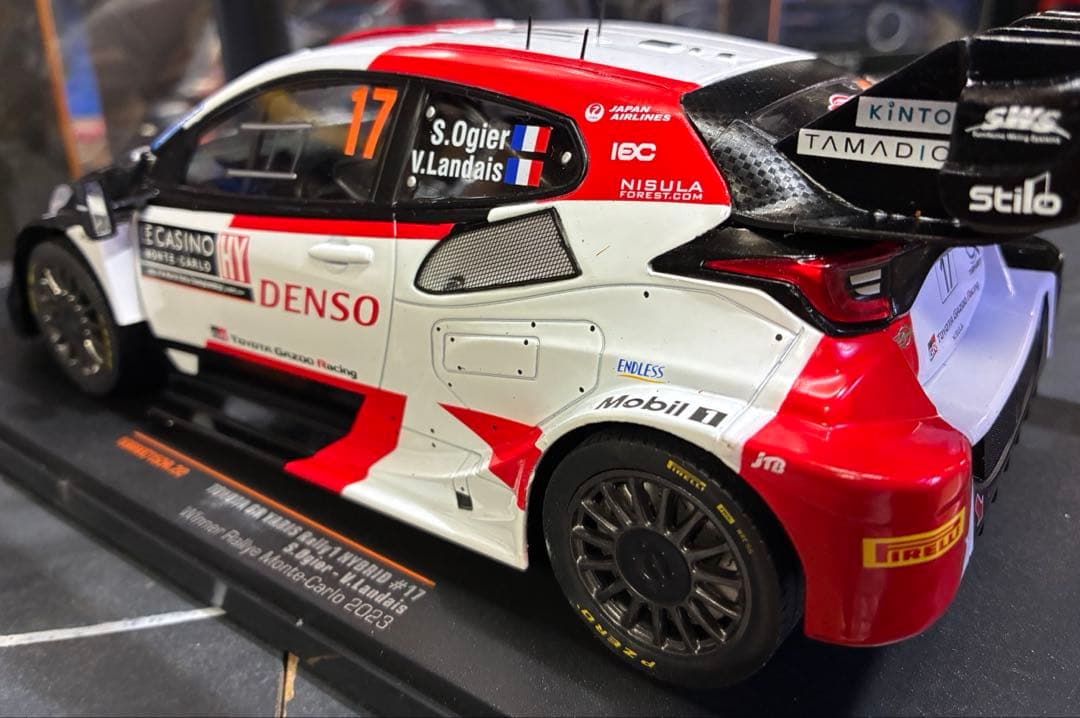 1/18 イクソ　トヨタGRヤリス 2023