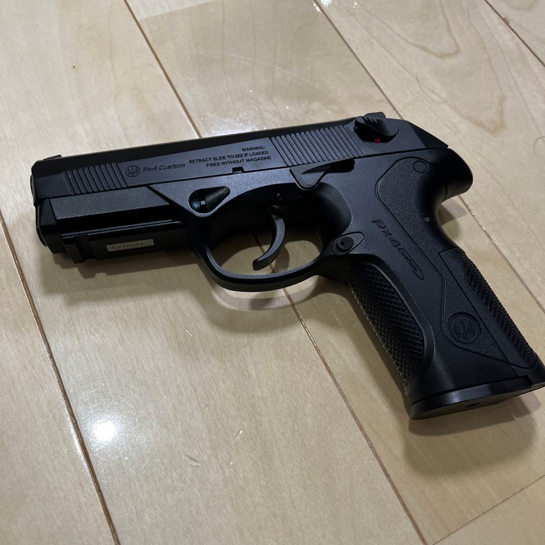 東京マルイ　ガスブローバック　PX4