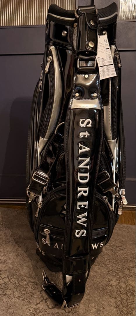 新品　St Andrews ゴルフバッグ ブラック　エナメル　スタッズ　9.5