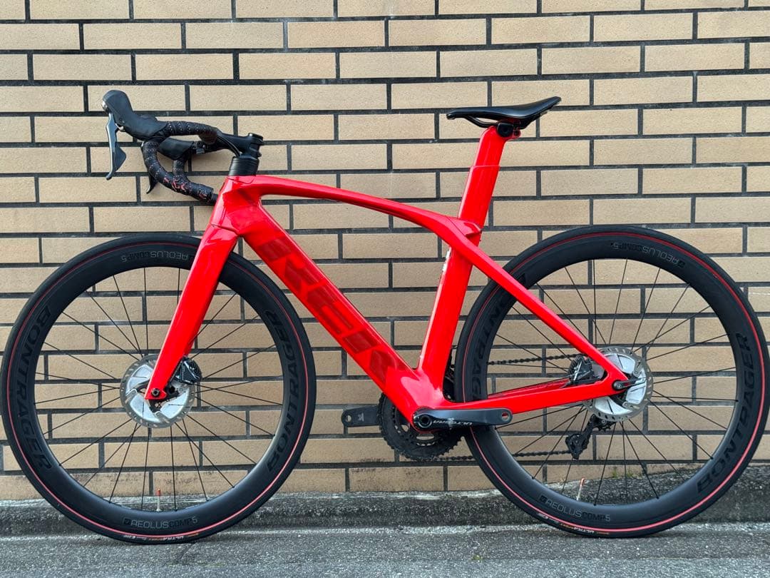 TREKトレック MADONE マドン SL6 DISC 2022