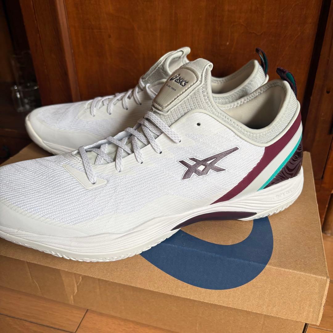 asics 新品未使　グライドノヴァ　FF2 サイズ29㎝