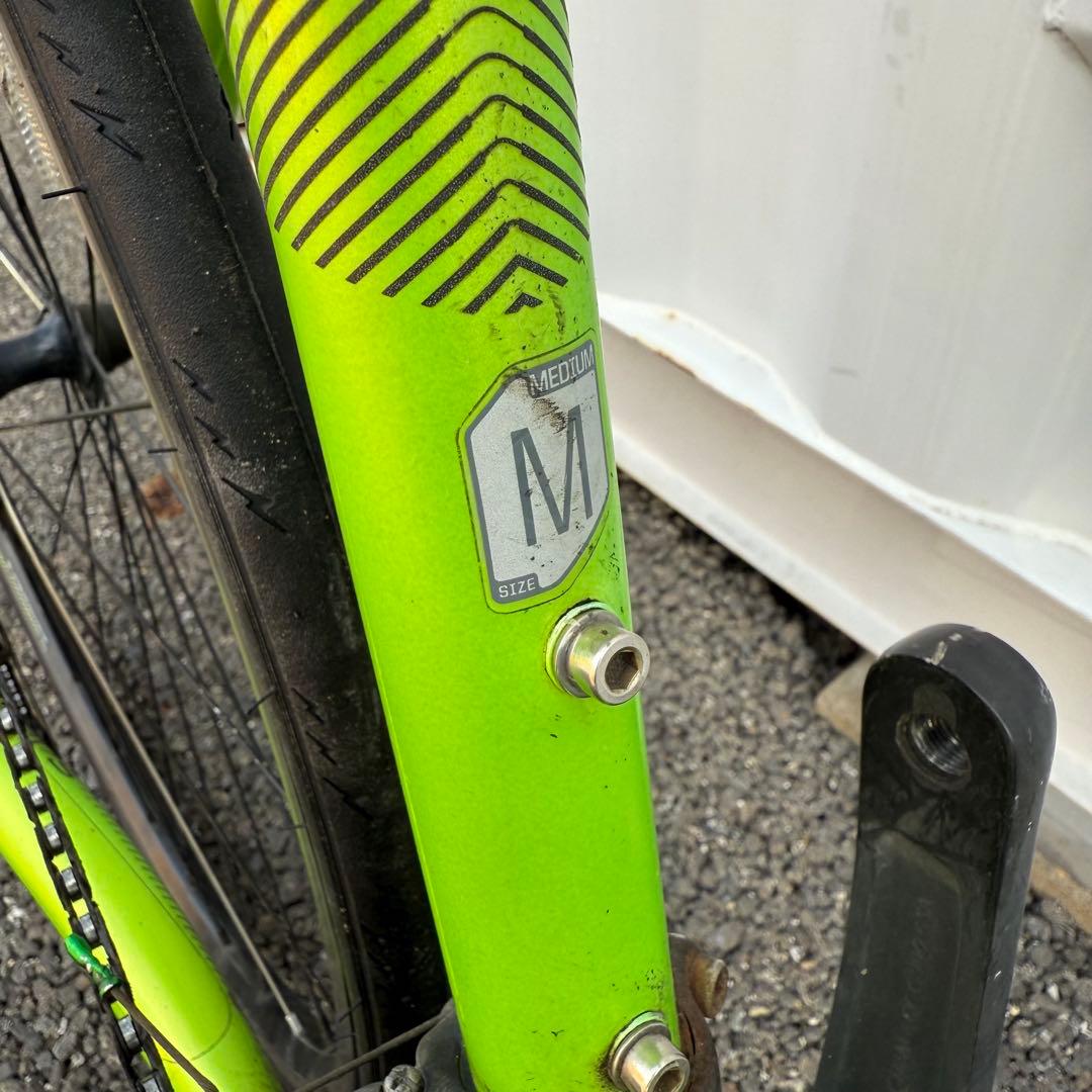 クロスバイク QUICK4 身長165-175cm 定価8.3万円