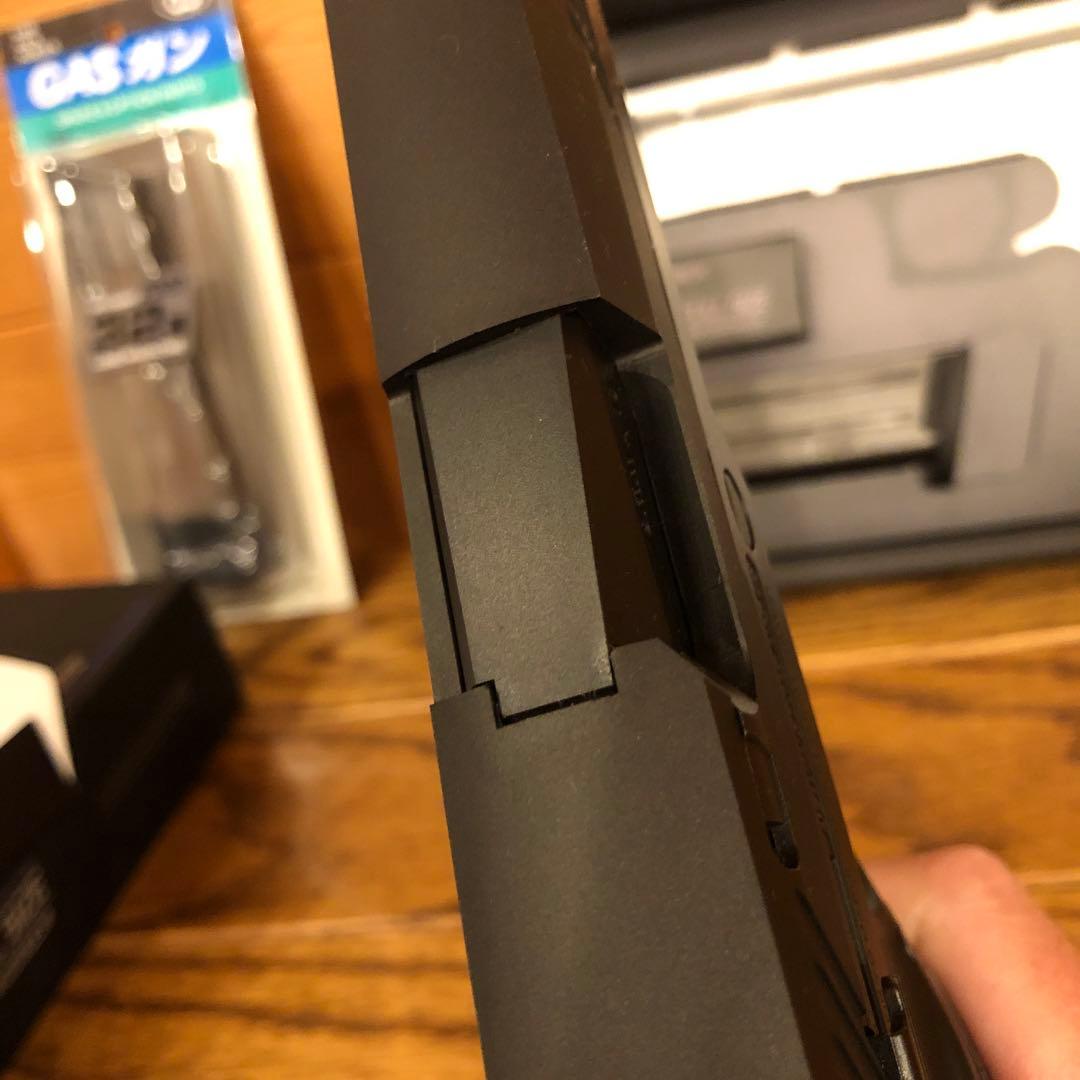 東京マルイ P320 フルサイズ ガスブローバック 超美品 32連マガジン付き