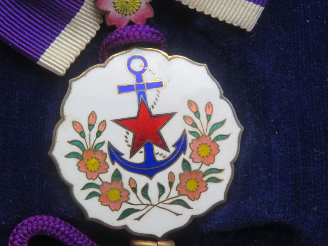 1087、愛國婦人會特別有功章 軍隊 勲章 記章 徽章記念章