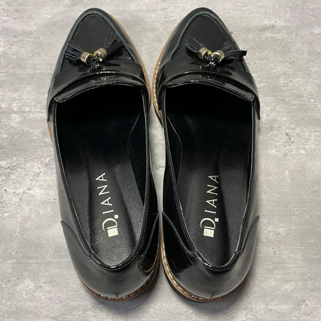 【未使用級】ダイアナ エナメル　タッセル ローファー　ポインテッド　黒　25cm