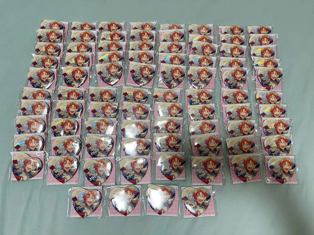 【7/13まで出品】あんスタ 月永レオ 中国 ハート 缶バッジ 84個セット