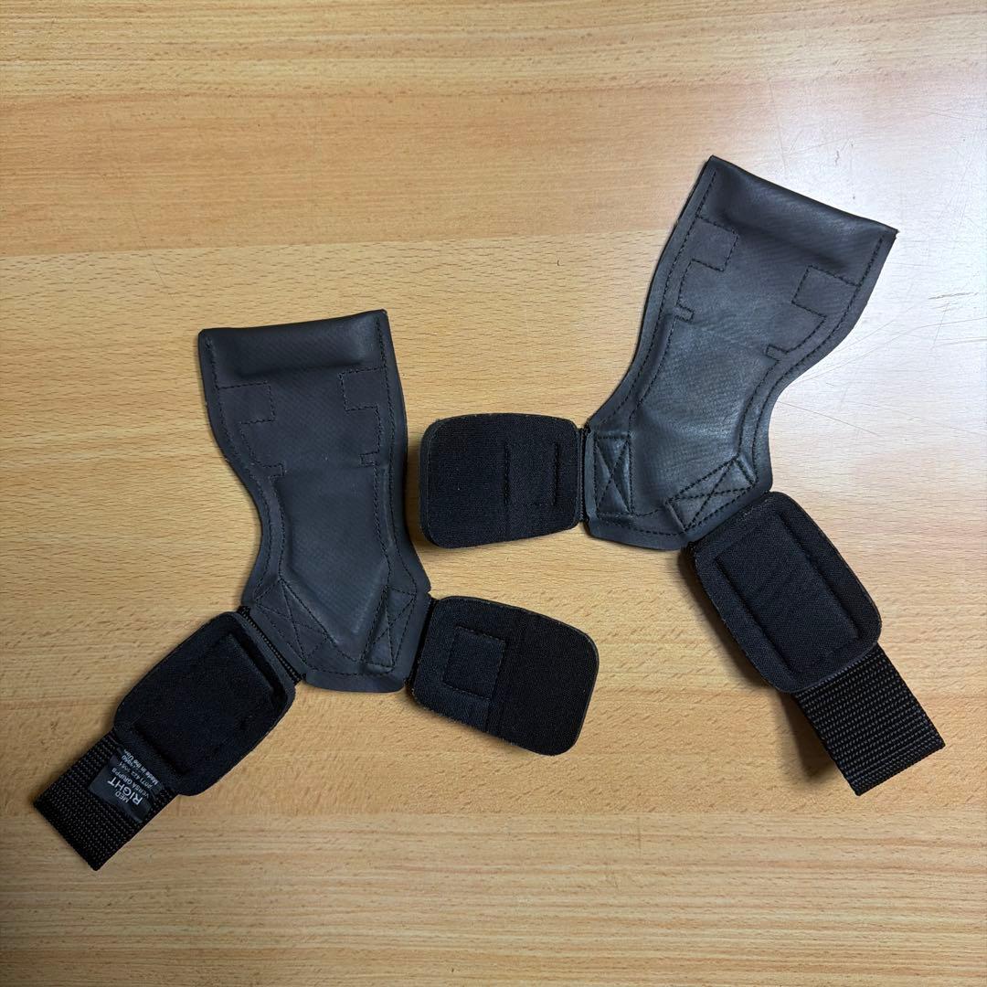 Mサイズ　極美品　GOLD'S GYM VERSA GRIPPS ブラック