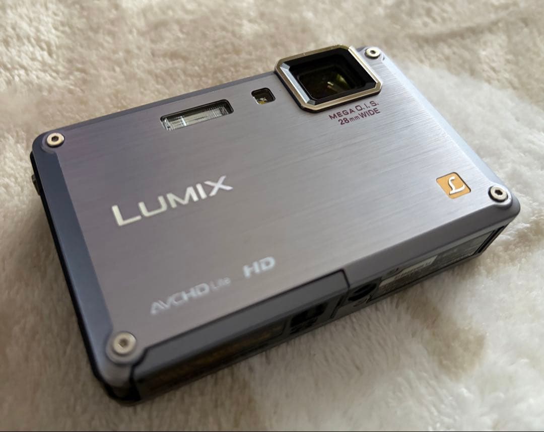 Panasonic LUMIX DMC-FT1 シルバー　交換用リチウム電池有