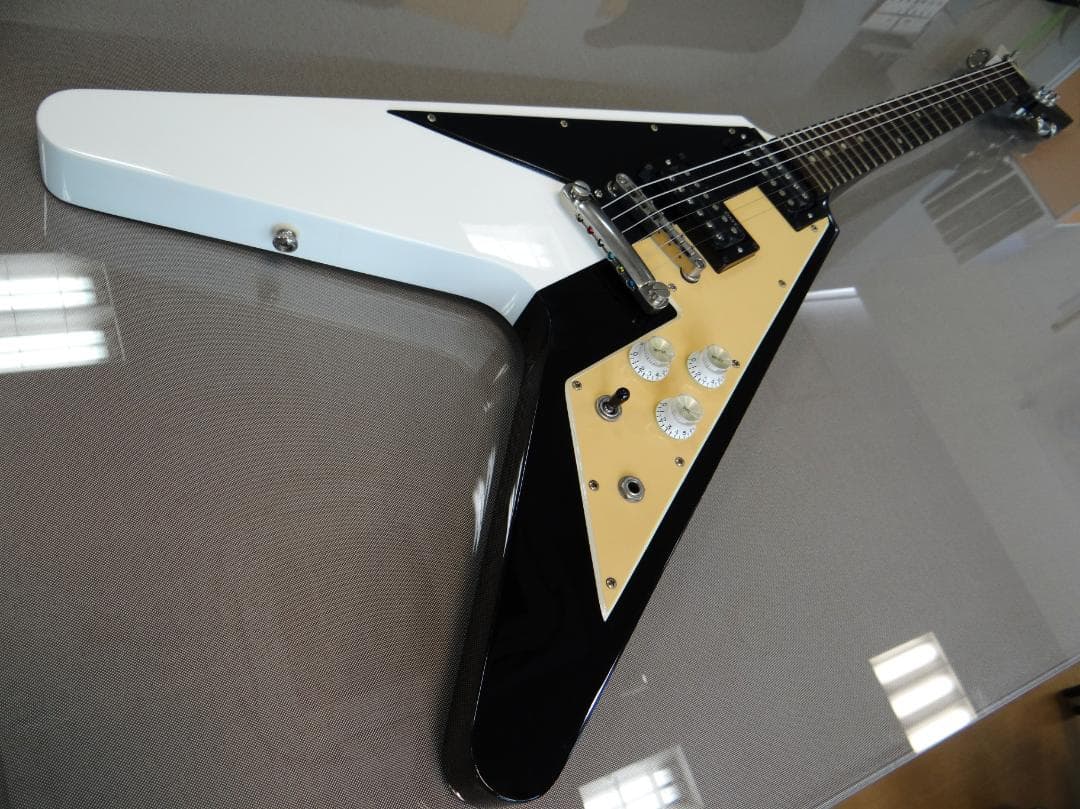 ギター Dean Michael Schenker Signature Retro