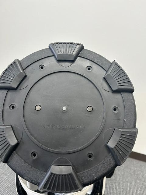 MARVEL STARK INDUSTRIES ホワイトキャディバッグ　9.5型