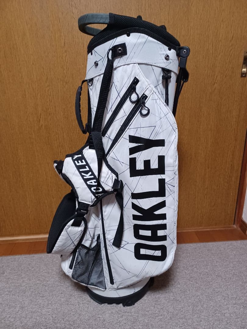 オークリー　キャディバック　スタンド
