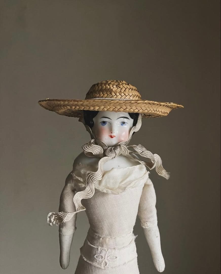 限定価格！チャイナヘッドドール　農家の花嫁　麦わら帽子　アンティーク　希少！