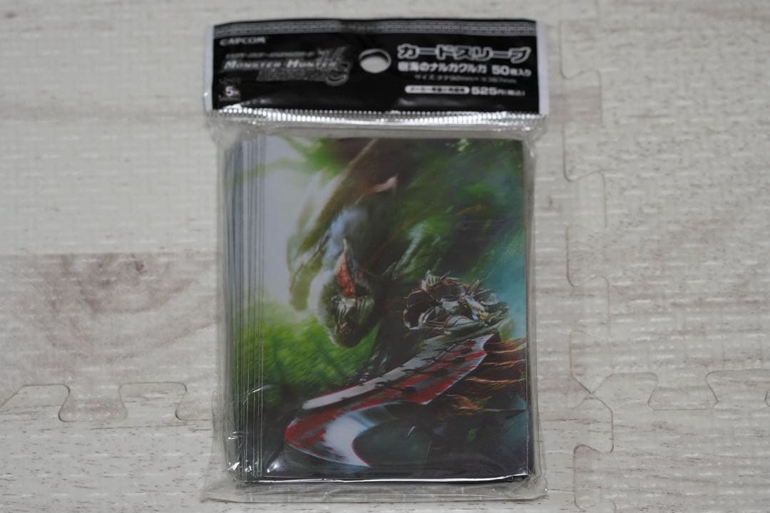 新品未開封　モンスターハンター　モンハン　スリーブ　50枚　ナルガクルガ