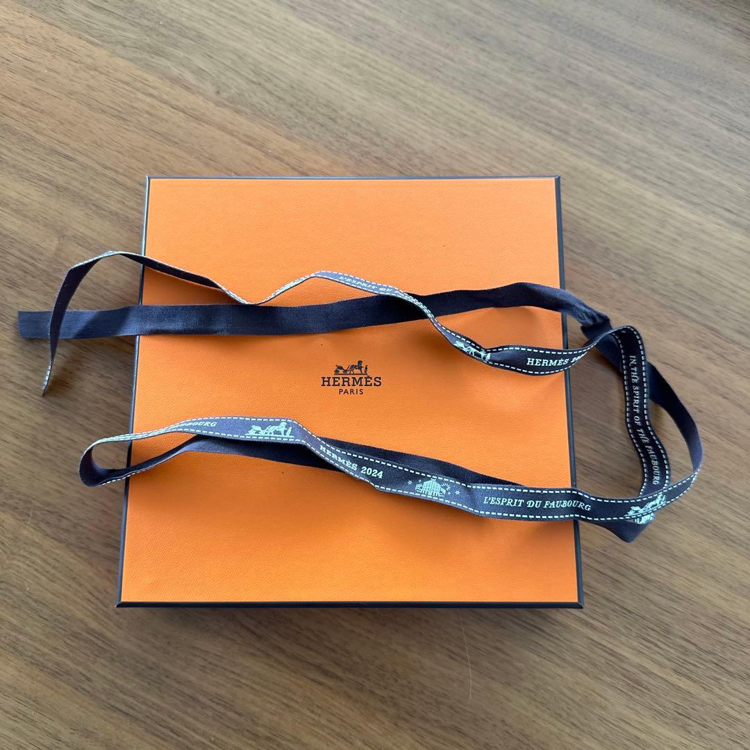 【新品未使用】HERMES エルメル カレ・タオル ステアーズ ナチュラル